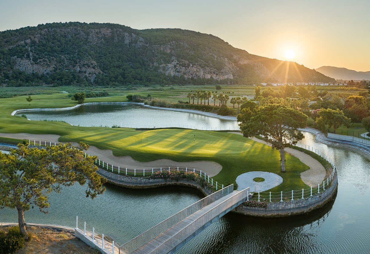 #altIMG Golf in Hotel# Hilton Dalaman Sarıgerme Resort and Golf #altIMG in# Dalaman, Turkiet - #altIMG Image# 1